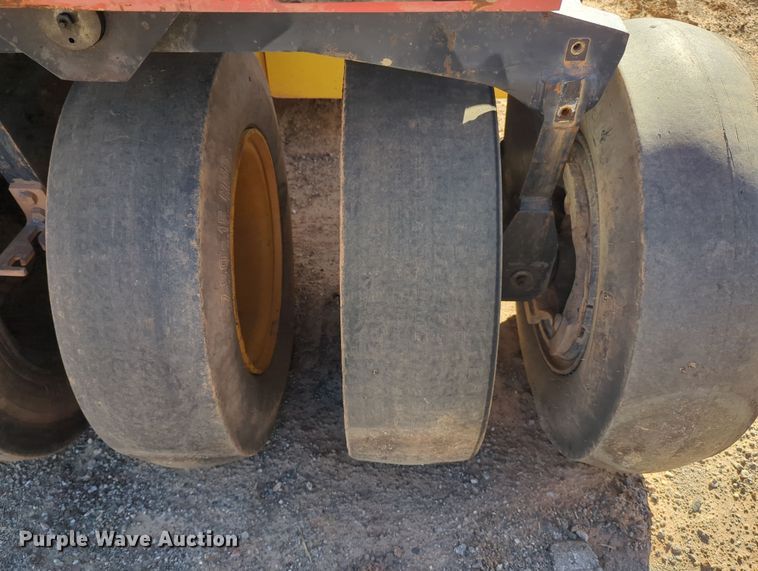 image for item OL9169 2007 Dynapac CP142  pneumatic roller