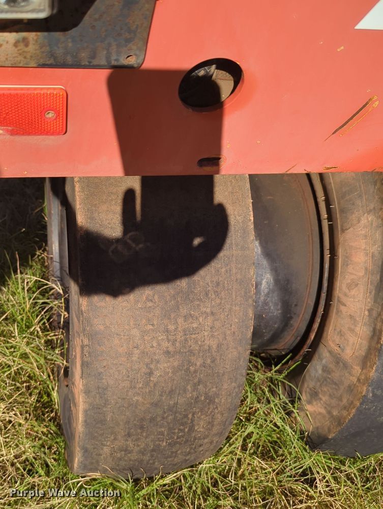 image for item OL9169 2007 Dynapac CP142  pneumatic roller