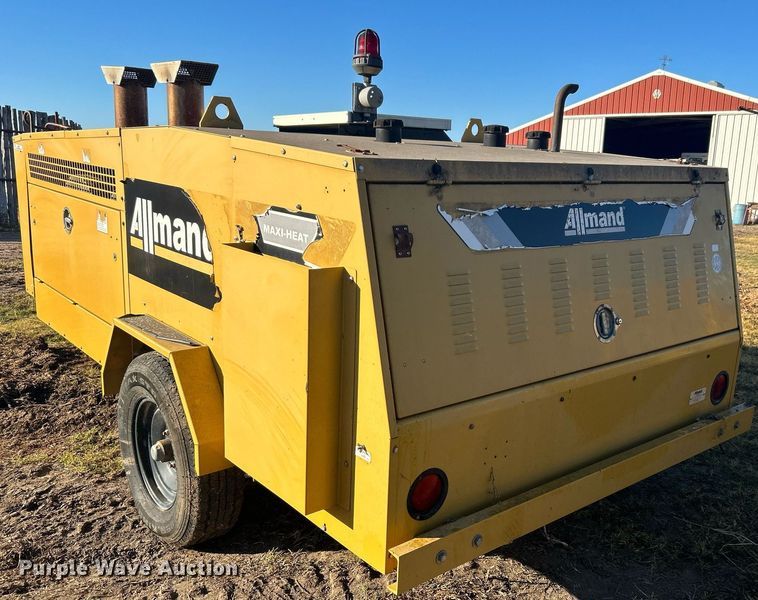 image for item OM9187 Allmand Maxi Heat MH1000  heater