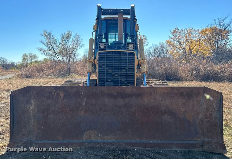 image for item DJ6474 2002 John Deere 850C LGP Series II  dozer