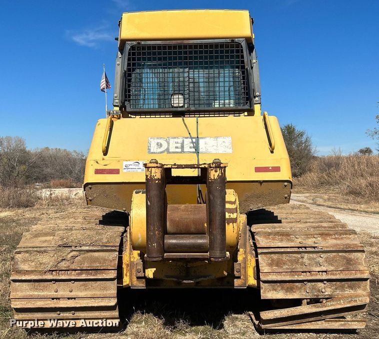 image for item DJ6474 2002 John Deere 850C LGP Series II  dozer