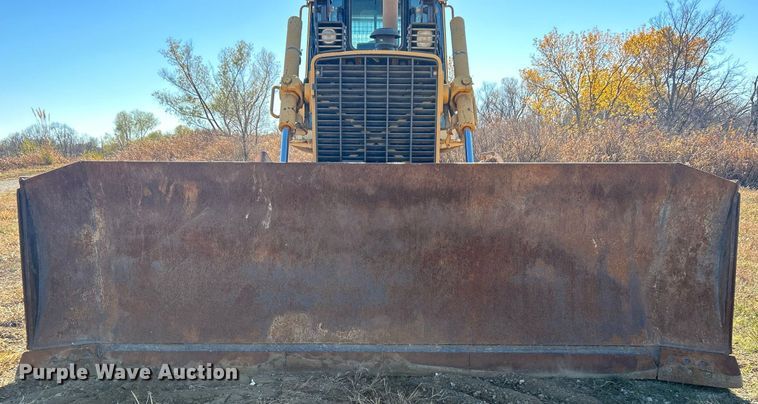 image for item DJ6474 2002 John Deere 850C LGP Series II  dozer