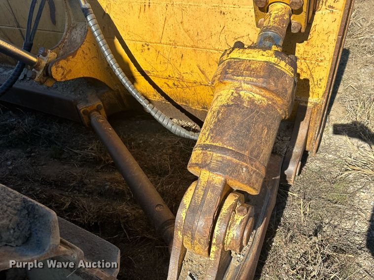 image for item DJ6474 2002 John Deere 850C LGP Series II  dozer