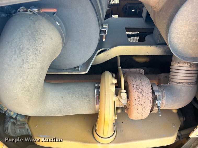 image for item DJ6474 2002 John Deere 850C LGP Series II  dozer