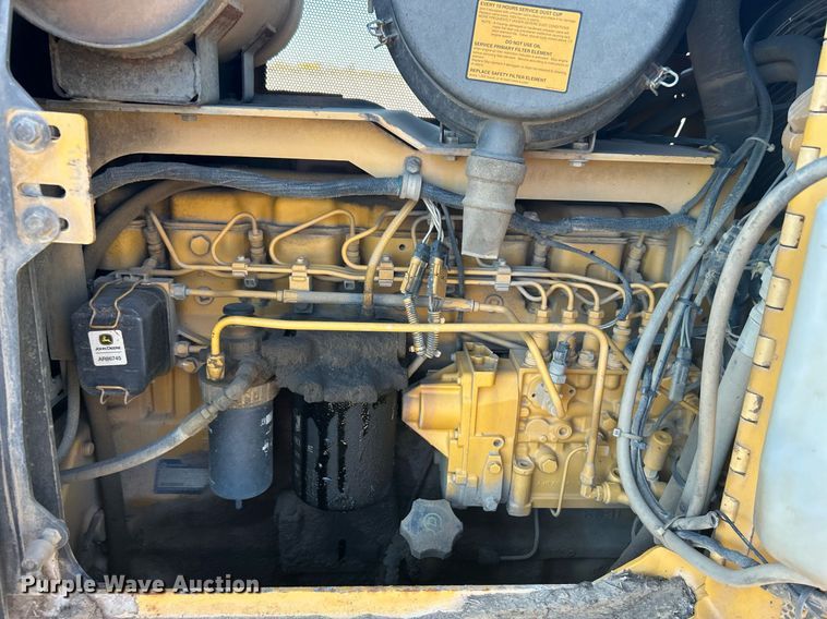 image for item DJ6474 2002 John Deere 850C LGP Series II  dozer