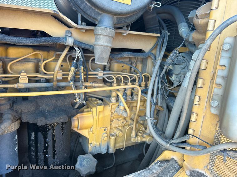 image for item DJ6474 2002 John Deere 850C LGP Series II  dozer