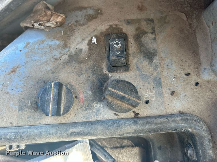 image for item DJ6474 2002 John Deere 850C LGP Series II  dozer