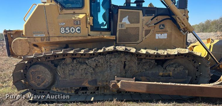 image for item DJ6474 2002 John Deere 850C LGP Series II  dozer