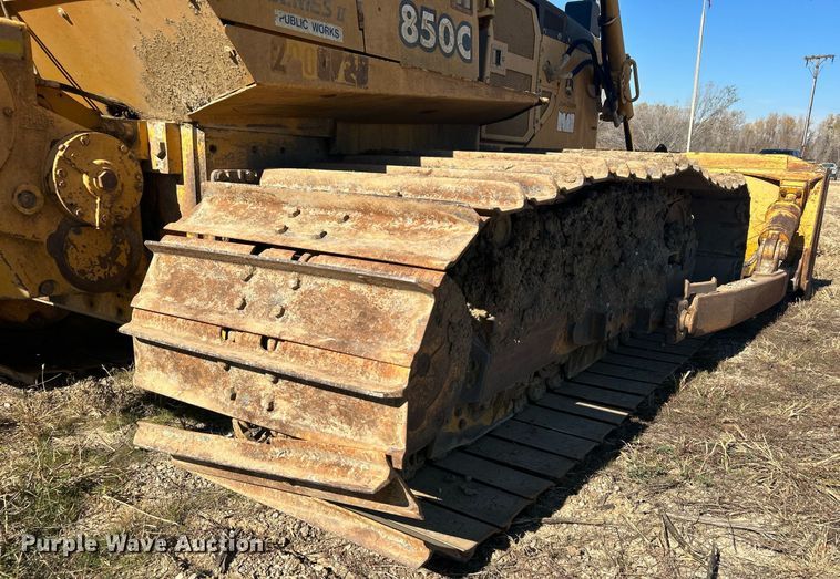 image for item DJ6474 2002 John Deere 850C LGP Series II  dozer