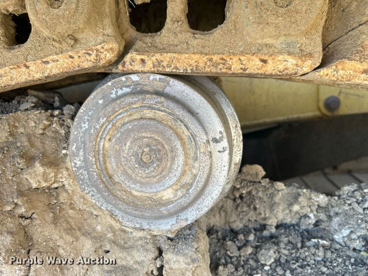 image for item DJ6474 2002 John Deere 850C LGP Series II  dozer