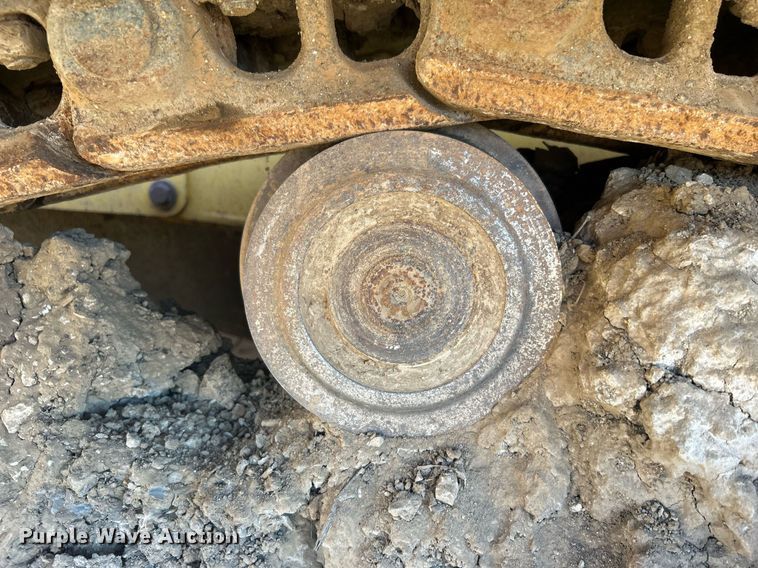 image for item DJ6474 2002 John Deere 850C LGP Series II  dozer