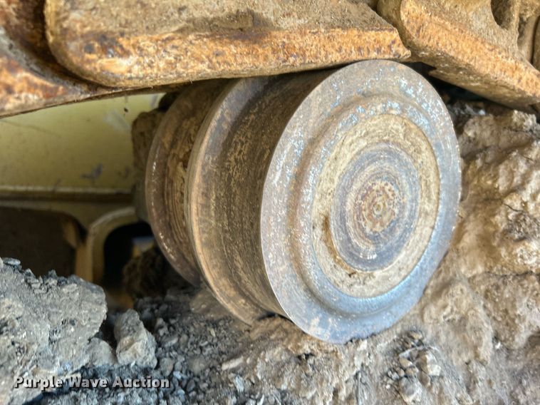 image for item DJ6474 2002 John Deere 850C LGP Series II  dozer