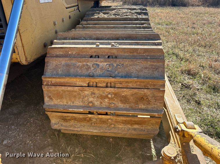 image for item DJ6474 2002 John Deere 850C LGP Series II  dozer