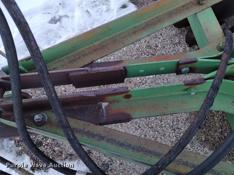 image for item DJ7032 John Deere  tandem disk