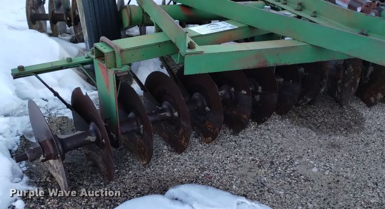 image for item DJ7032 John Deere  tandem disk