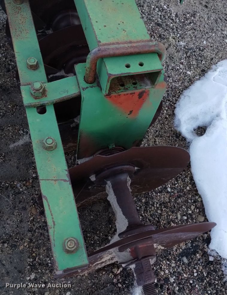 image for item DJ7032 John Deere  tandem disk