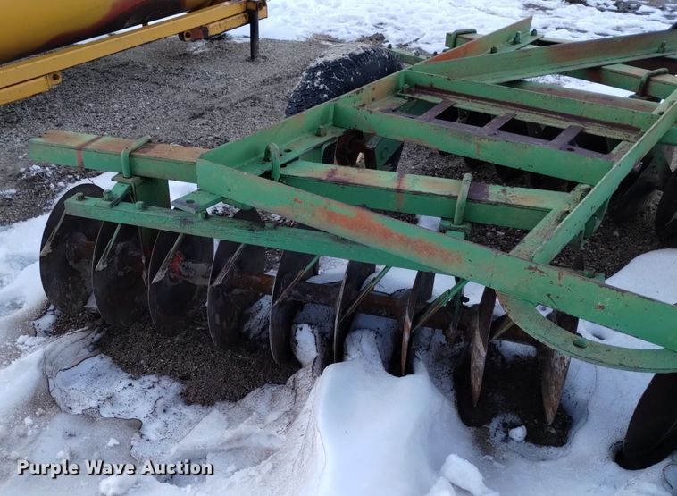 image for item DJ7032 John Deere  tandem disk