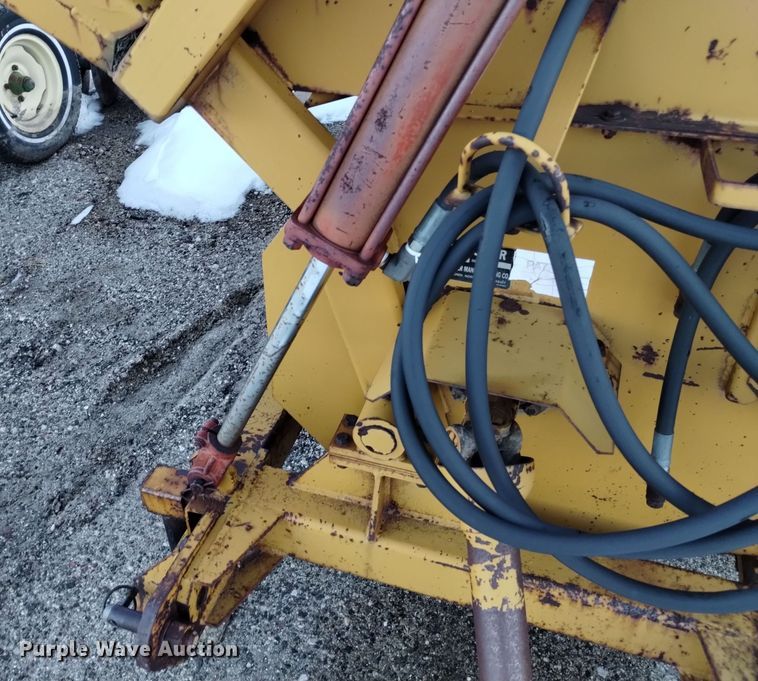 image for item DJ7033 HayBuster 256  bale processor