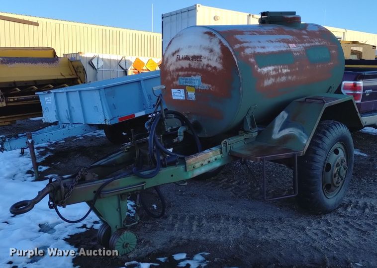 image for item DJ7035 Fruehauf M107A2  fuel trailer