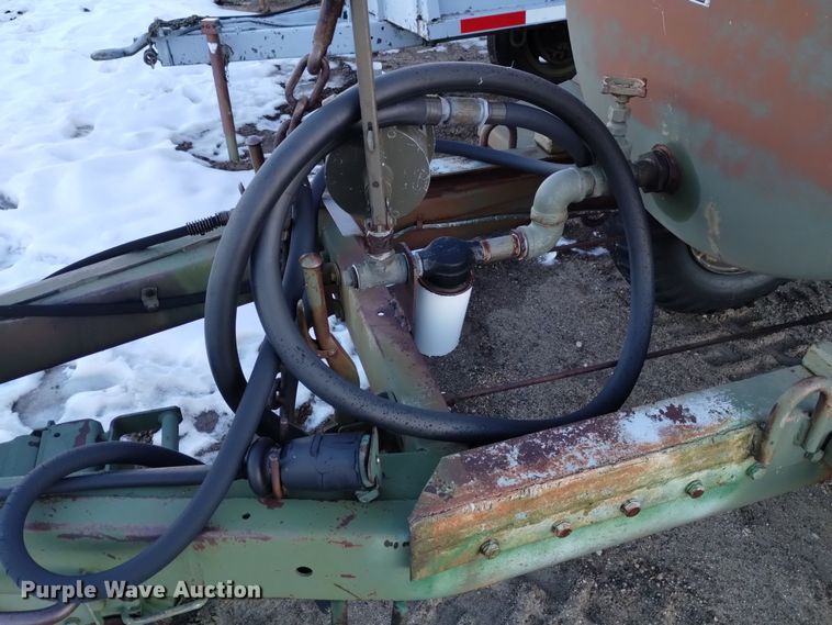 image for item DJ7035 Fruehauf M107A2  fuel trailer