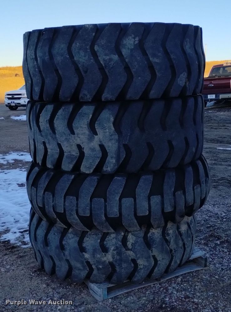 image for item DJ7036 (4) 20.5-25 tires