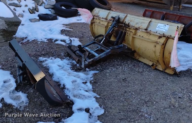 image for item DJ7039 (2) snow plows