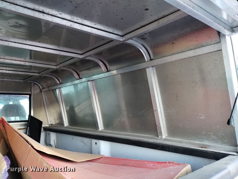 image for item DJ7045 Ford F350  pickup truck bed and topper