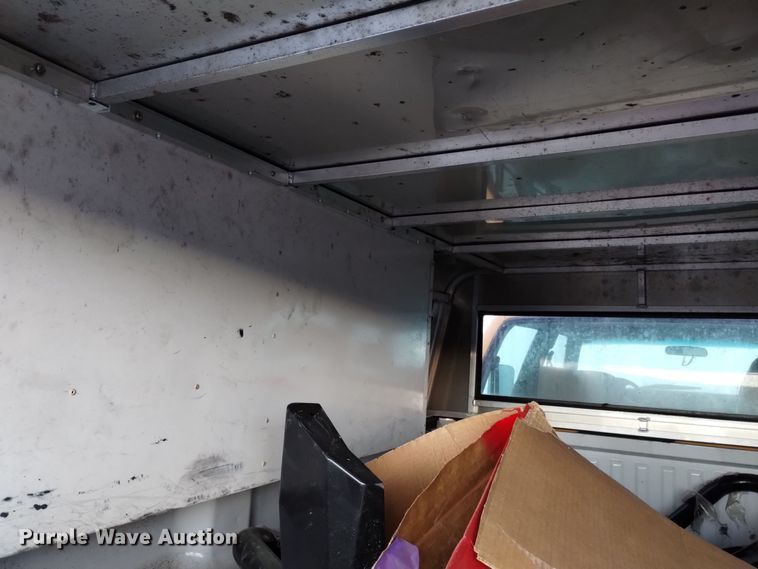 image for item DJ7045 Ford F350  pickup truck bed and topper