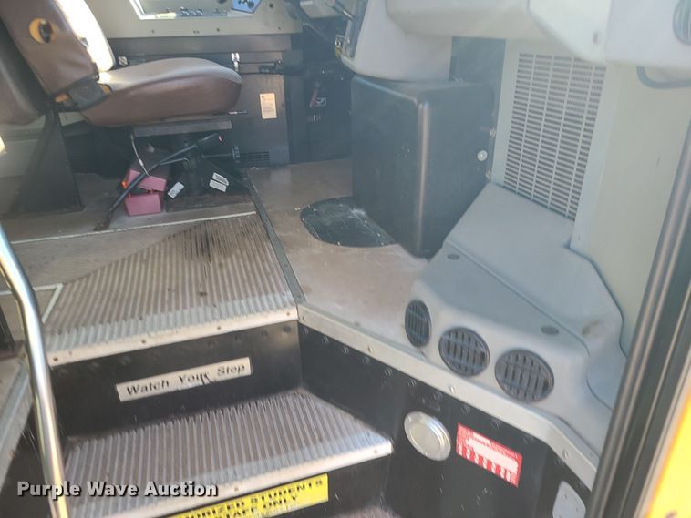 image for item DK4149 2005 Blue Bird Vision  school bus