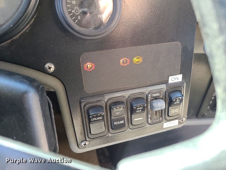 image for item DK4149 2005 Blue Bird Vision  school bus