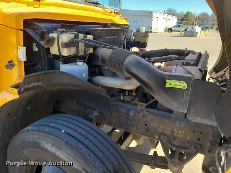 image for item DK4149 2005 Blue Bird Vision  school bus