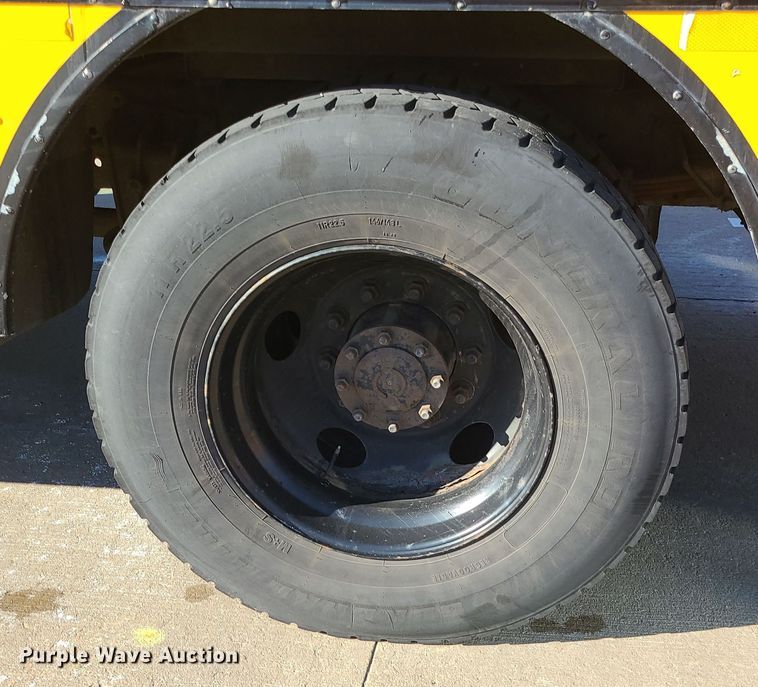 image for item DK4149 2005 Blue Bird Vision  school bus