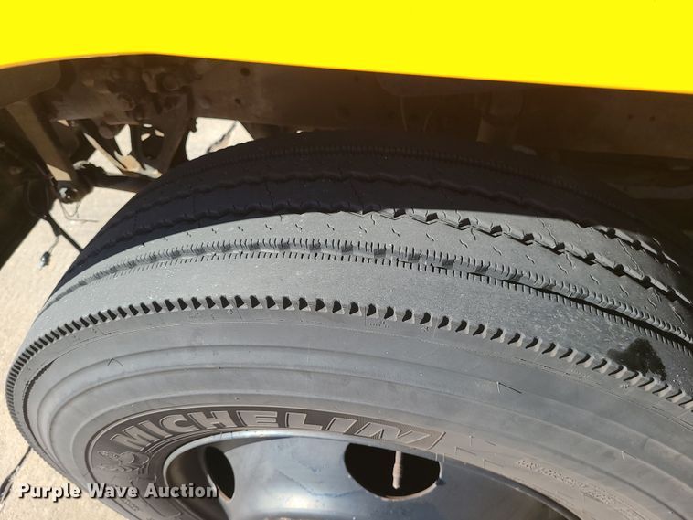 image for item DK4149 2005 Blue Bird Vision  school bus