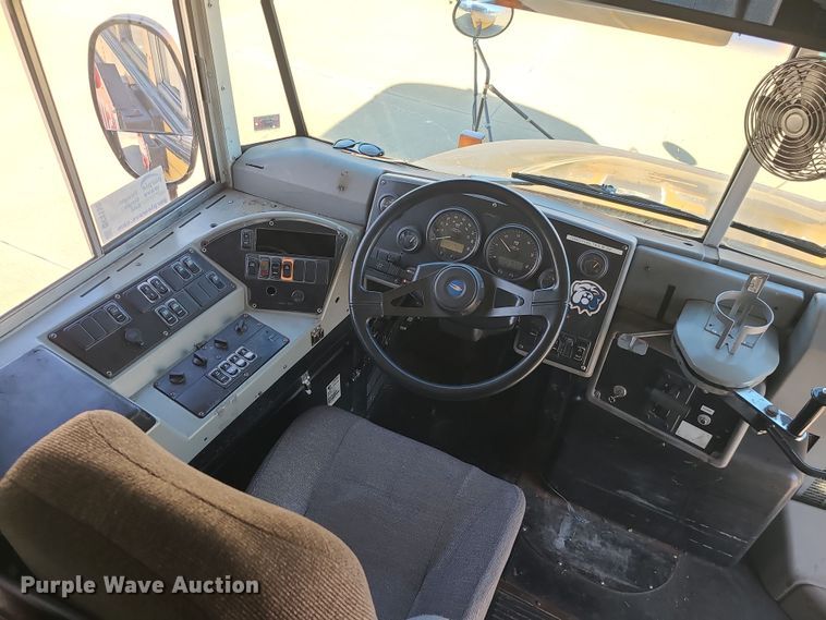 image for item DK4150 2005 Blue Bird Vision  school bus