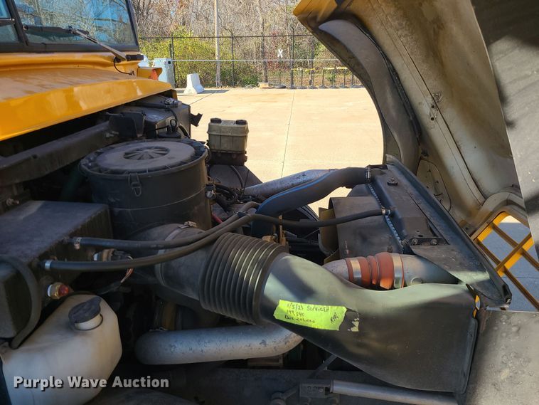 image for item DK4150 2005 Blue Bird Vision  school bus