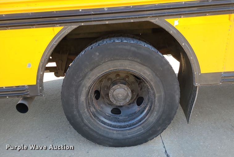 image for item DK4150 2005 Blue Bird Vision  school bus