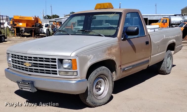 image for item DK8808 1988 Chevrolet C1500  pickup truck