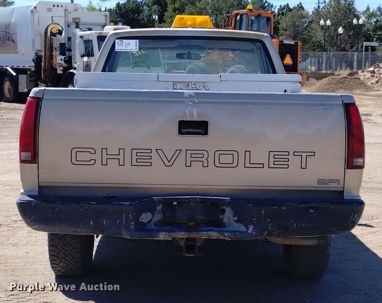 image for item DK8808 1988 Chevrolet C1500  pickup truck
