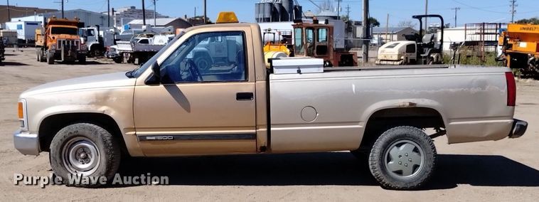 image for item DK8808 1988 Chevrolet C1500  pickup truck