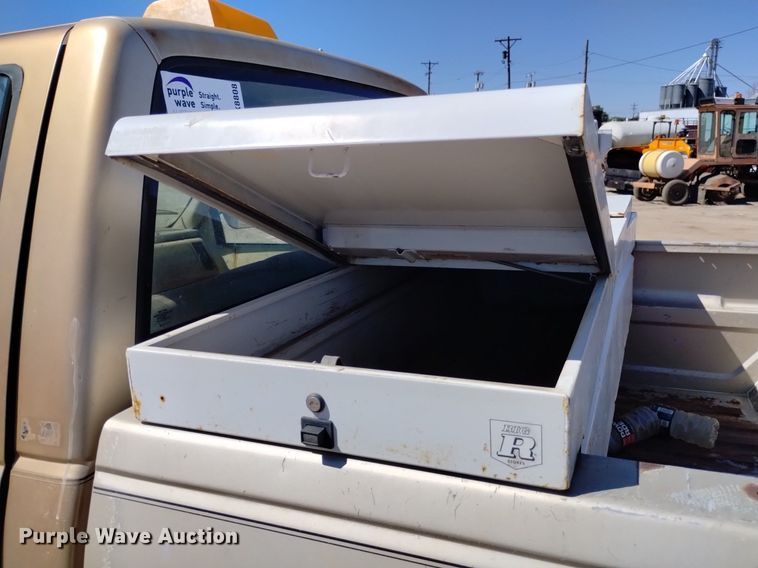 image for item DK8808 1988 Chevrolet C1500  pickup truck