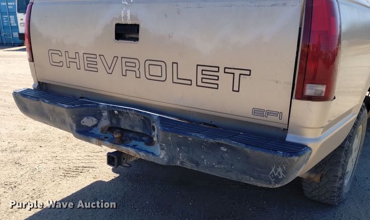 image for item DK8808 1988 Chevrolet C1500  pickup truck