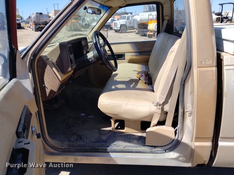 image for item DK8808 1988 Chevrolet C1500  pickup truck