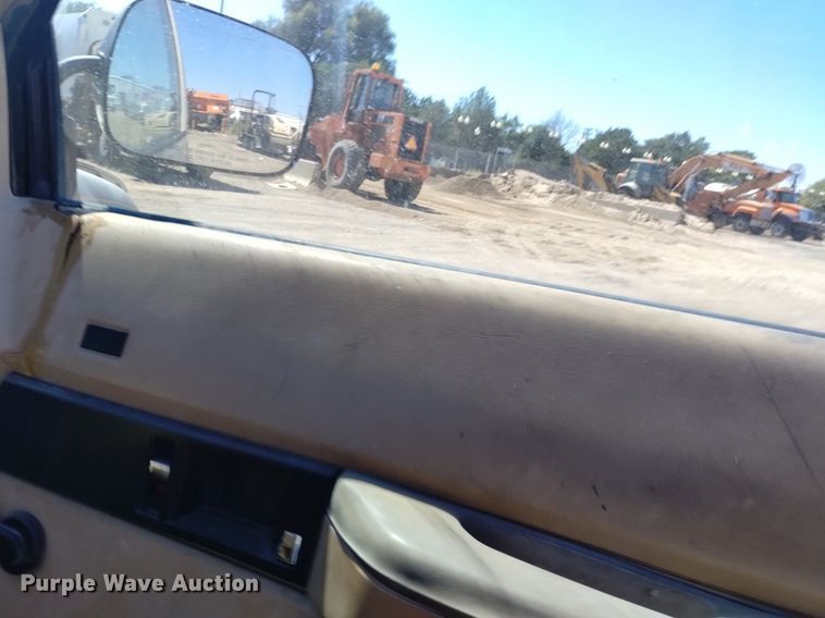 image for item DK8808 1988 Chevrolet C1500  pickup truck