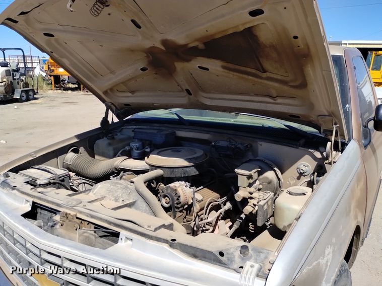 image for item DK8808 1988 Chevrolet C1500  pickup truck