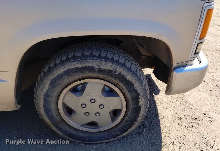 image for item DK8808 1988 Chevrolet C1500  pickup truck