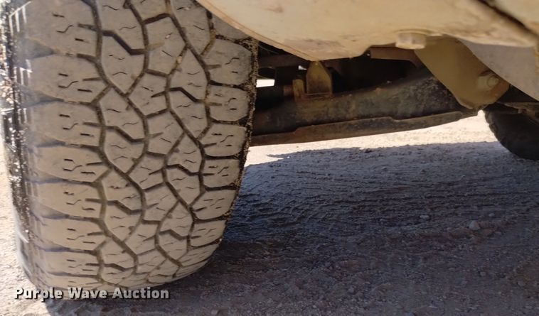 image for item DK8808 1988 Chevrolet C1500  pickup truck