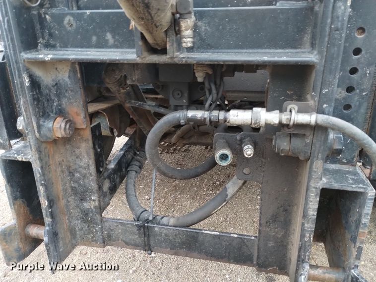 image for item DK8898 2001 GMC C7500  dump truck