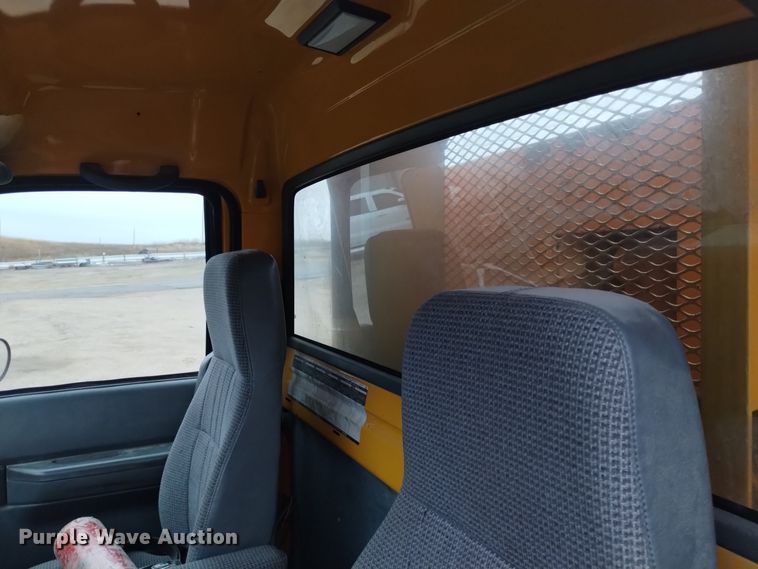 image for item DK8898 2001 GMC C7500  dump truck