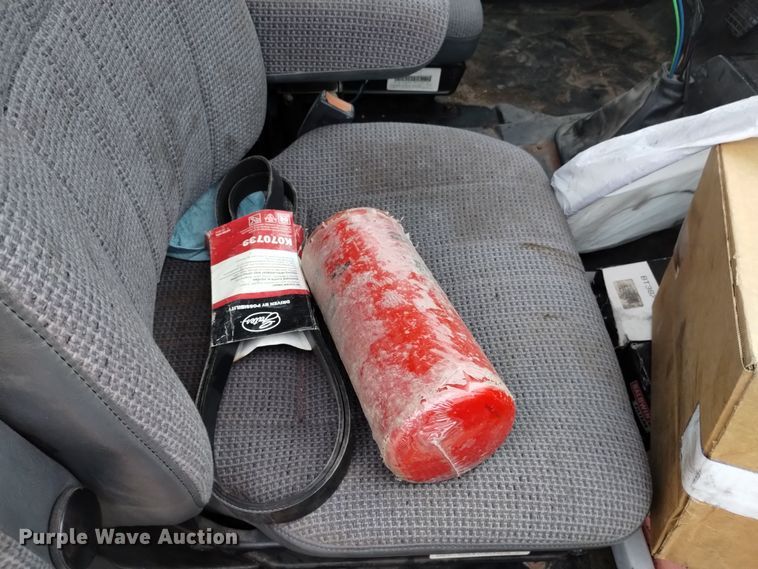 image for item DK8898 2001 GMC C7500  dump truck