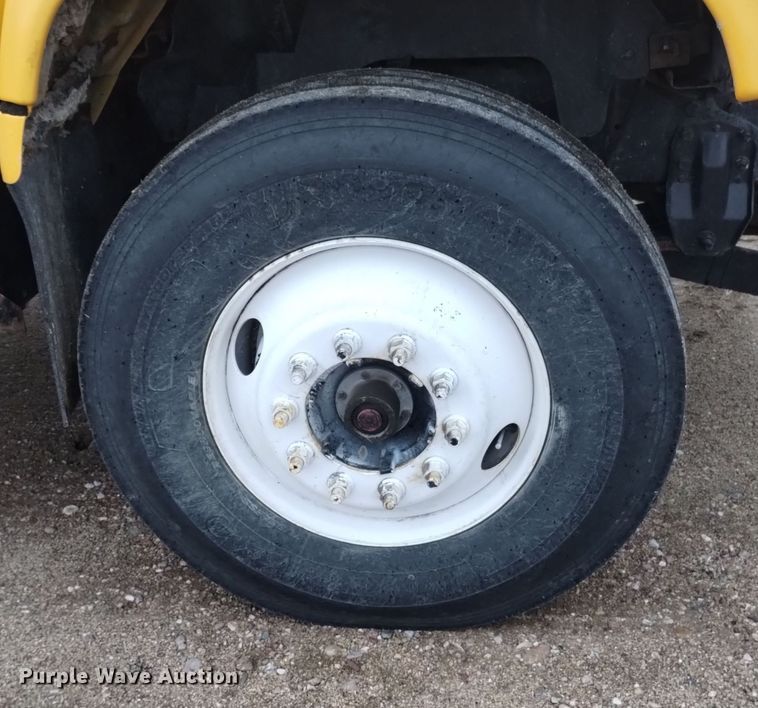 image for item DK8898 2001 GMC C7500  dump truck